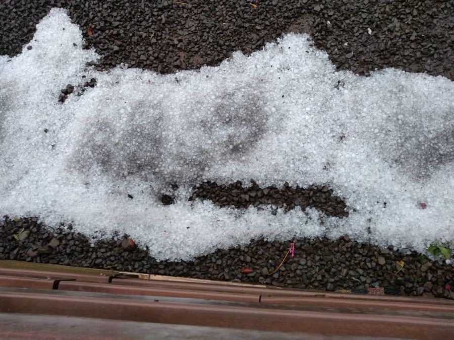 Granizo atingiu pomares de frutas e parreirais em São Marcos e Campestre da Serra