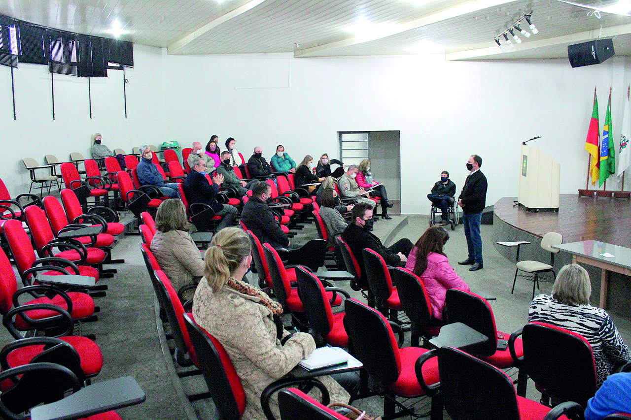 Prefeitura promoveu reunião com Gabinete de Crise e entidades são-marquenses no dia 15 de junho (foto: divulgação)